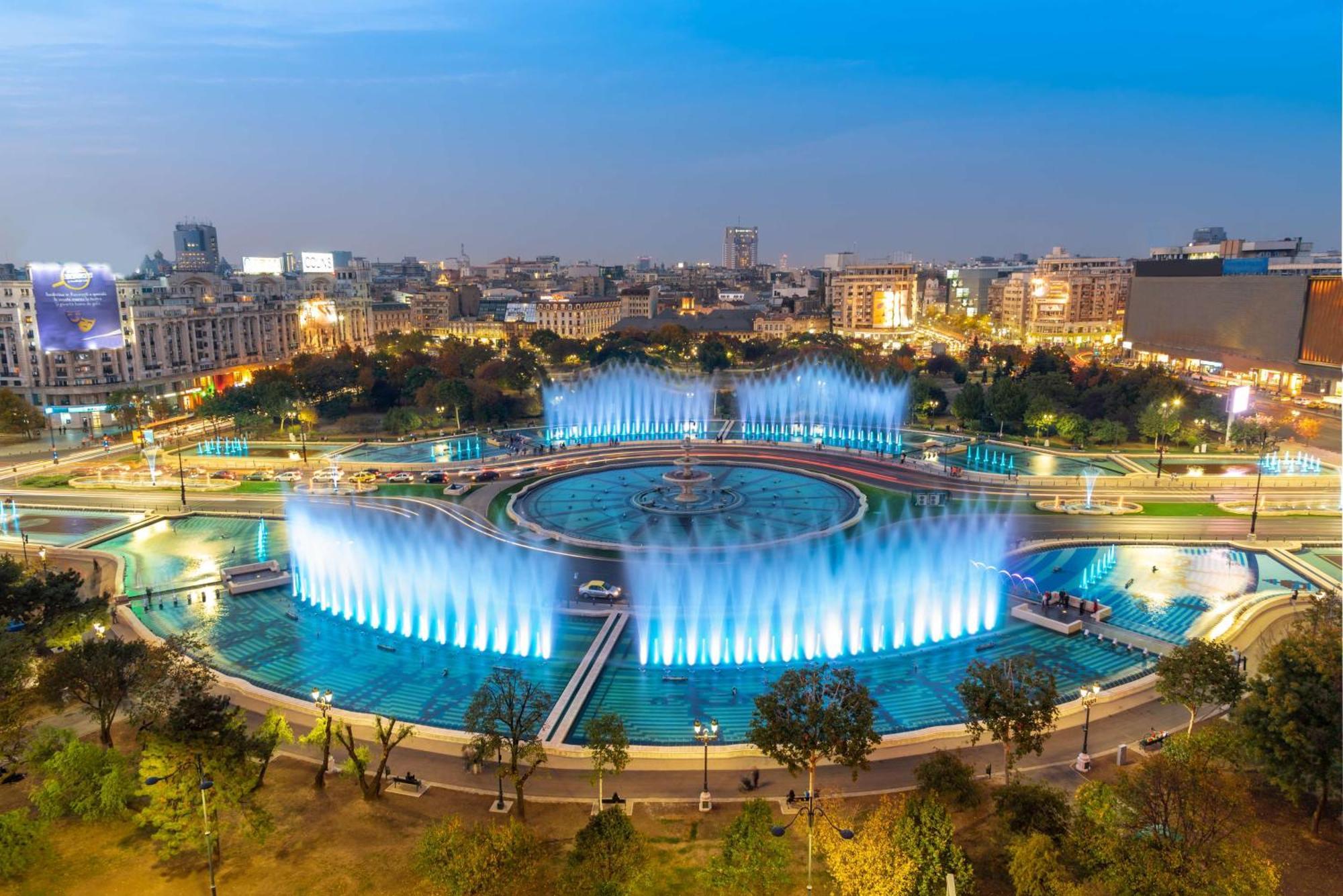 Radisson Blu Hotel Bucureşti Exterior foto Fountain of the Waters